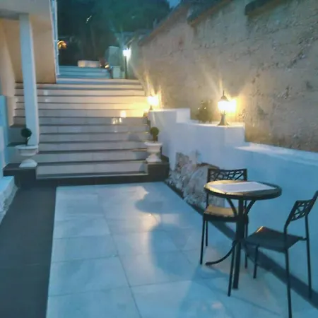 Apartment By The Sea - 21995 Trogir